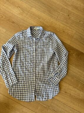 Women’s Light Blue and White Gingham Button-Down Shirt Size XS Long Sleeve
